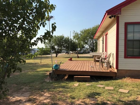 5730 N I-20, Sweetwater, TX 79556